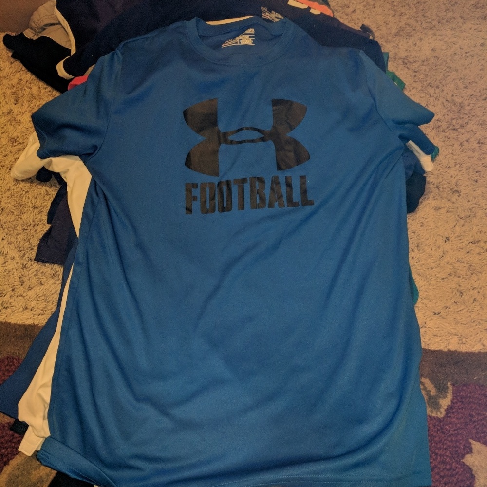 Under armour xl boys
